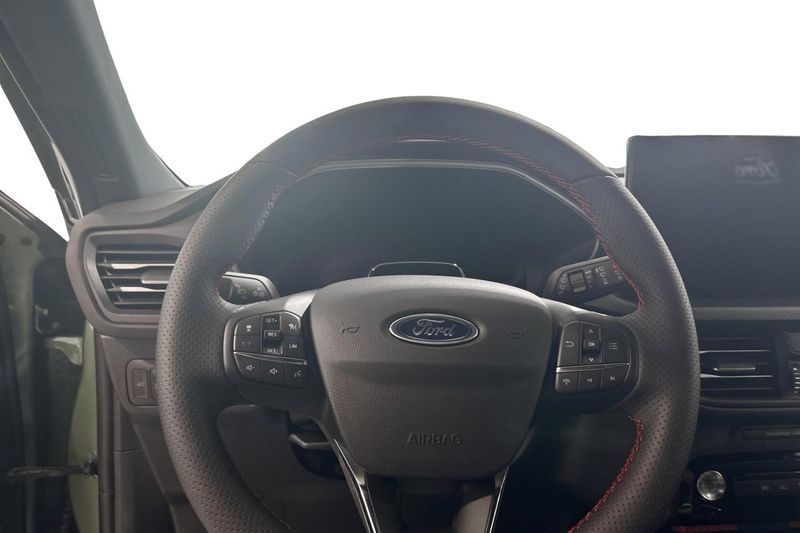 Ford Kuga bild 8