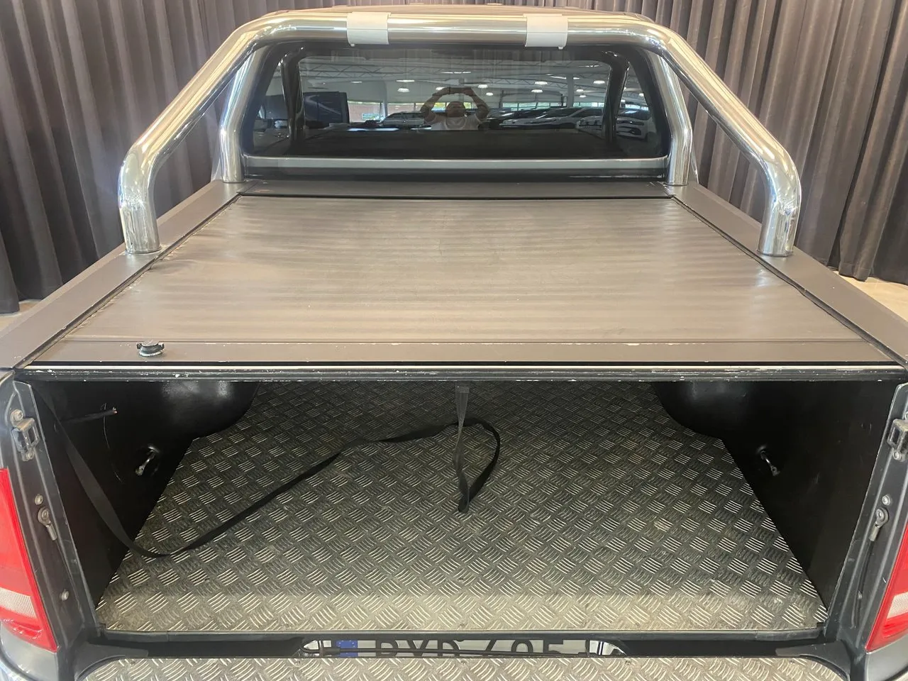 Vehicle image 23