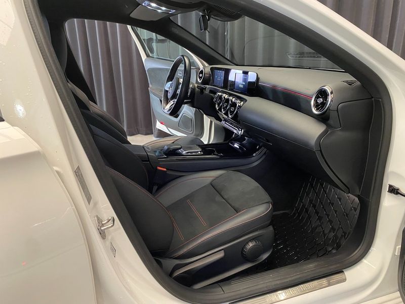 Mercedes A180 bild 32