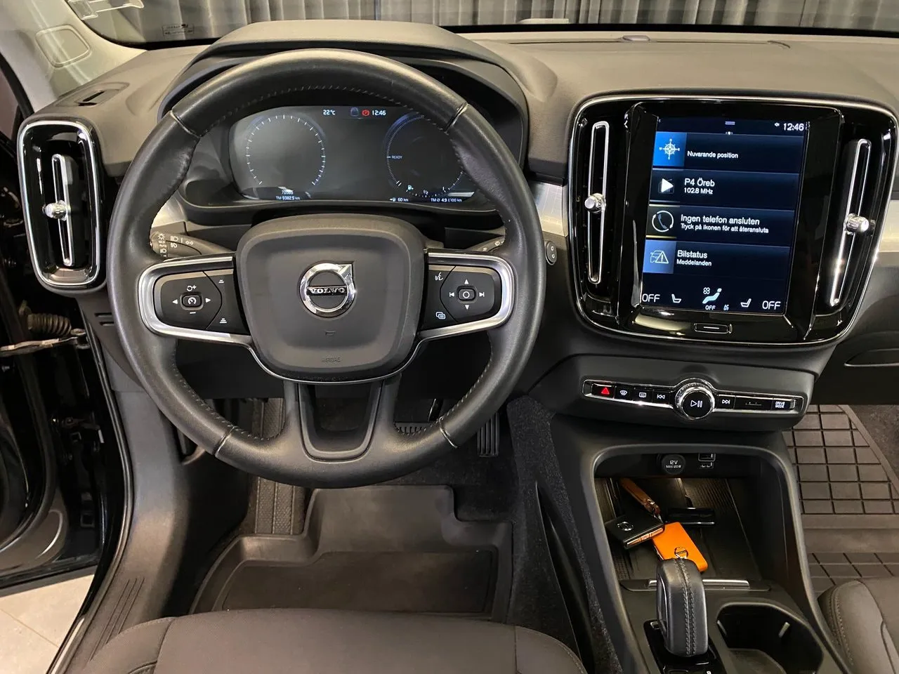 Vehicle image 22
