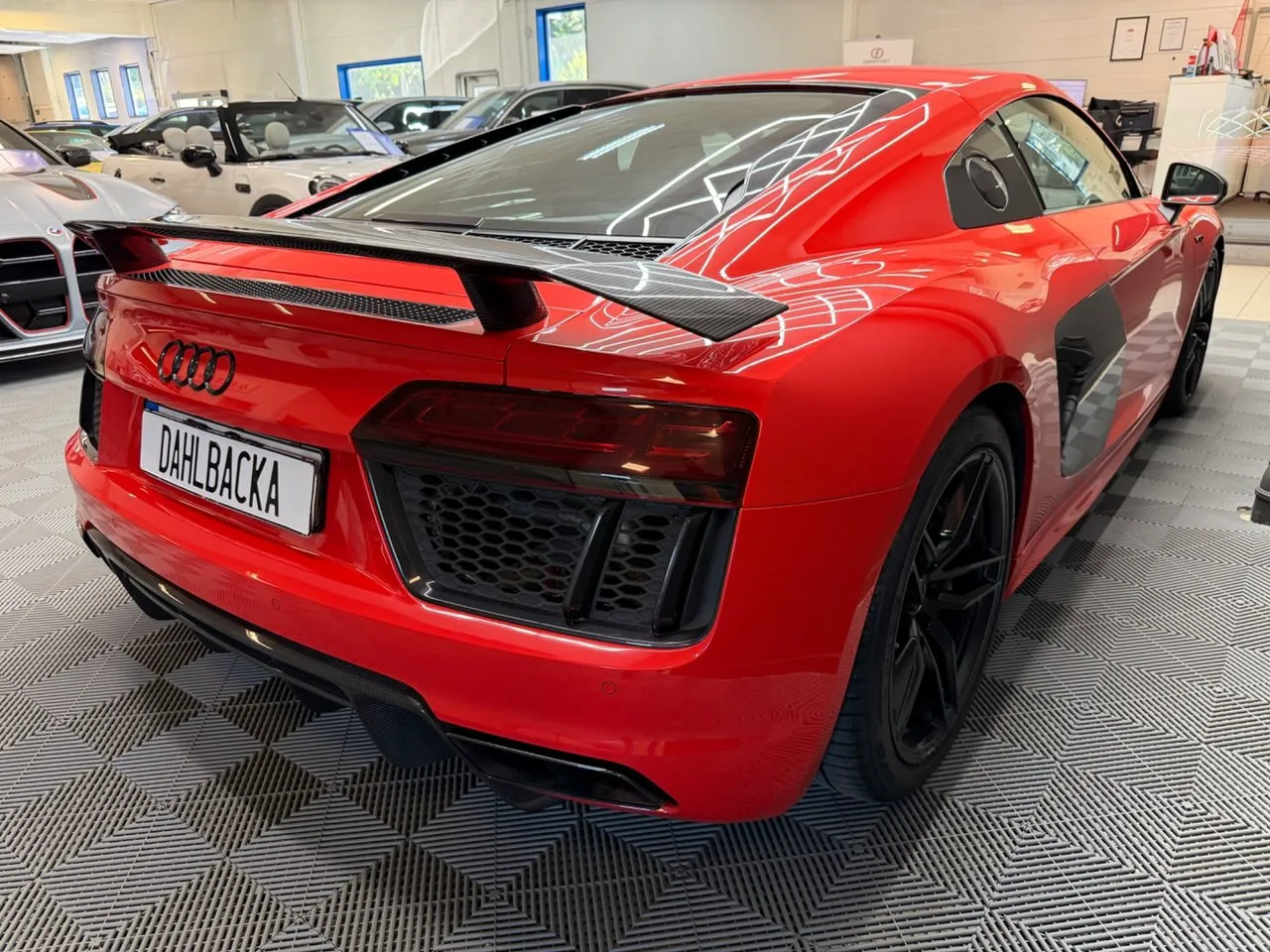 Vehicle image 8