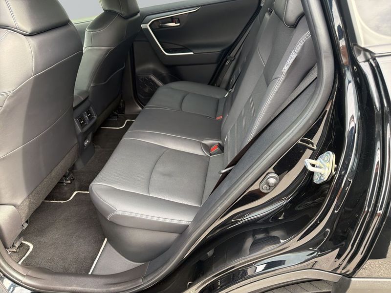 Toyota RAV4 bild 10