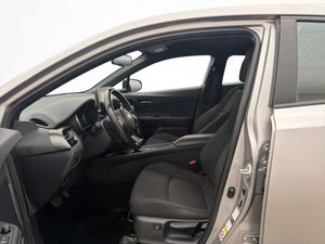 Toyota C-HR bild 11