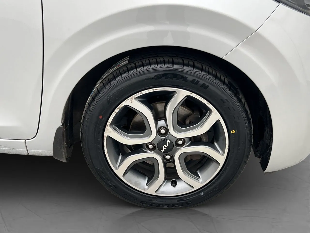 Vehicle image 31