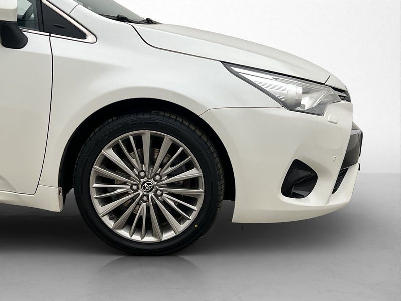 Toyota Avensis bild 31