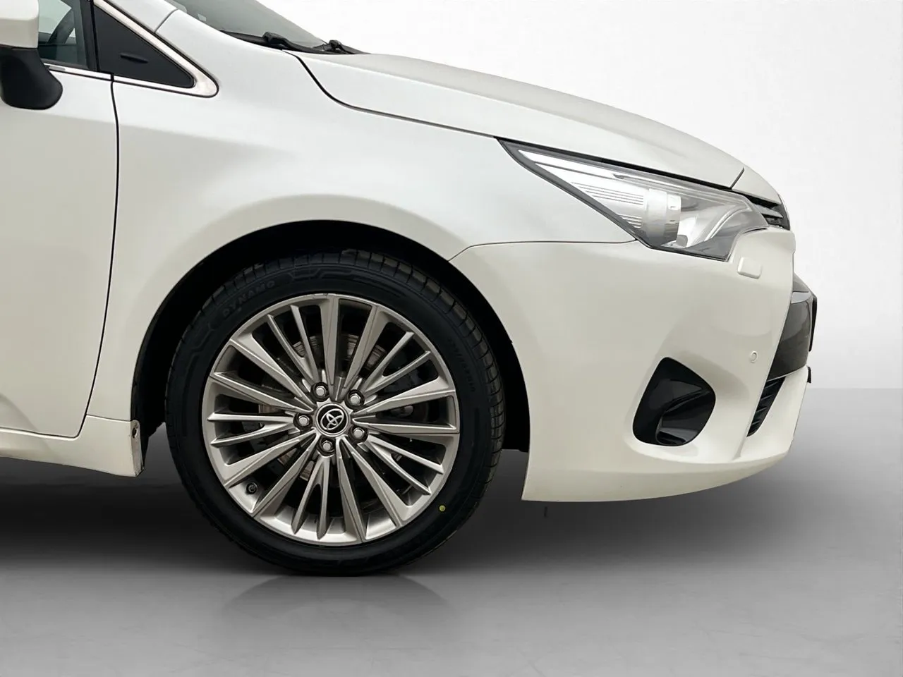 Vehicle image 30
