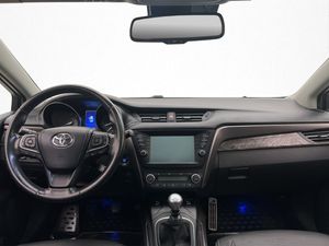 Toyota Avensis bild 14