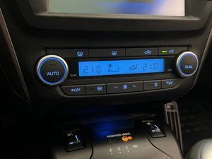 Toyota Avensis bild 23