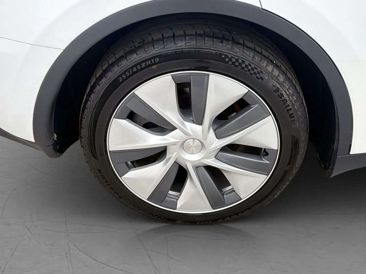 Vehicle image 31