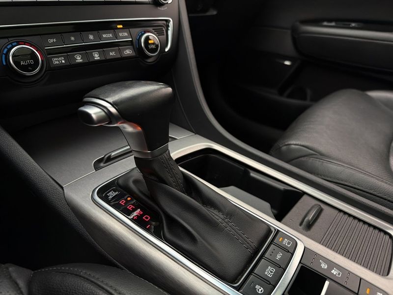 Kia Optima bild 28
