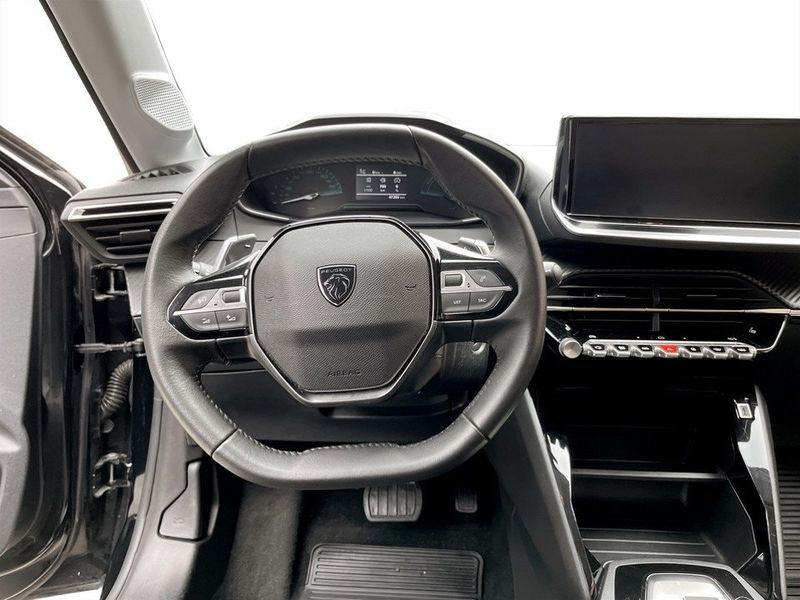 Peugeot 208 bild 7