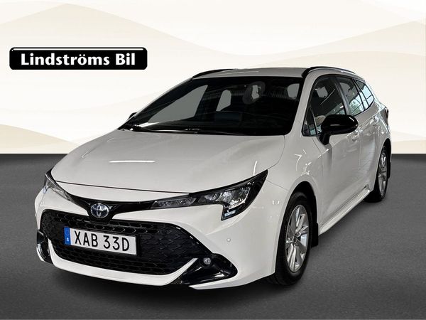 Toyota Corolla Touring Sports Hybrid 1.8 Active Plus Sommar/Vinterhjul - 2025