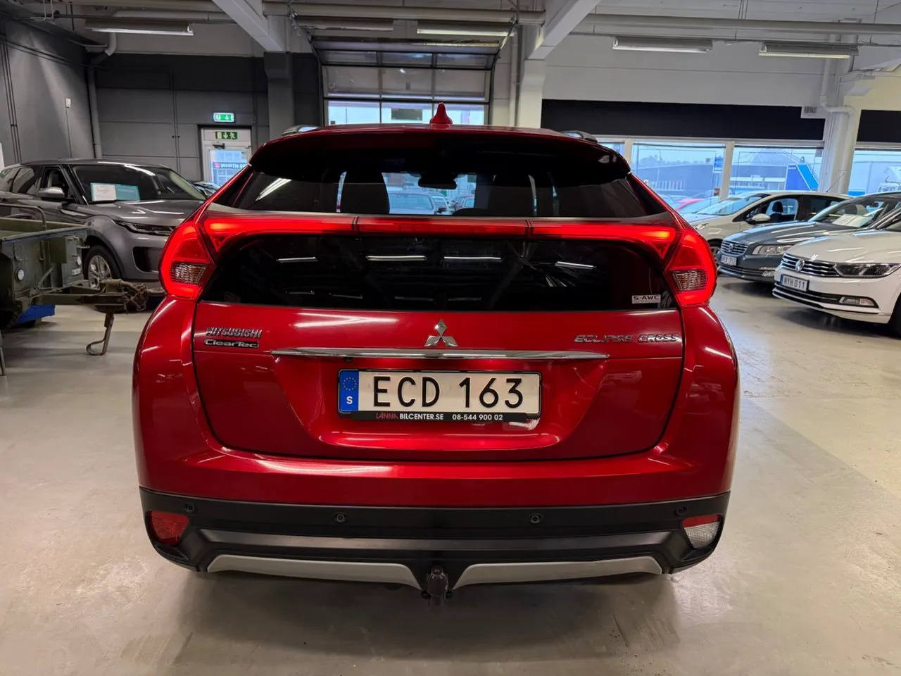 Vehicle image 8
