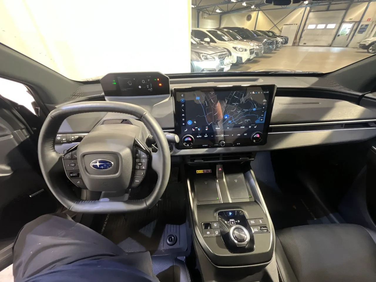 Vehicle image 9