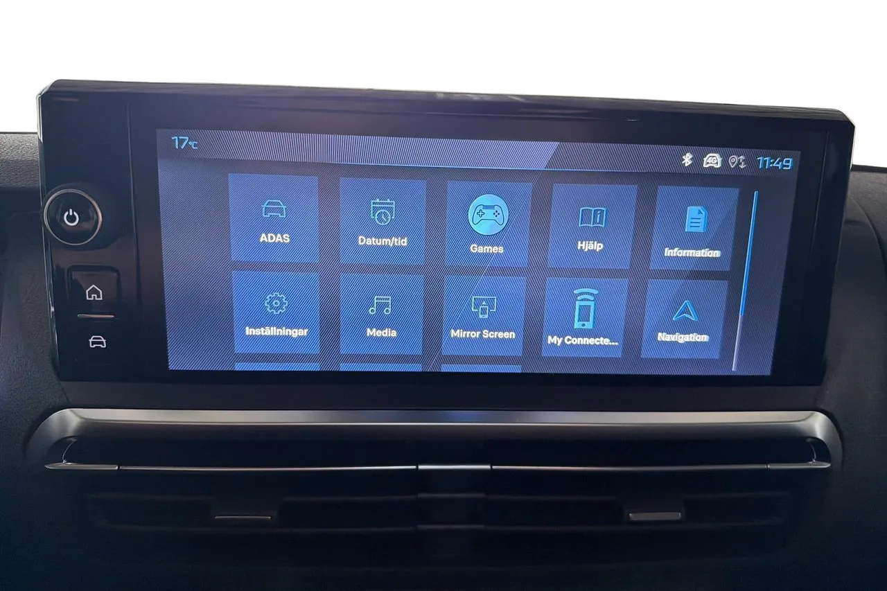 Vehicle image 18
