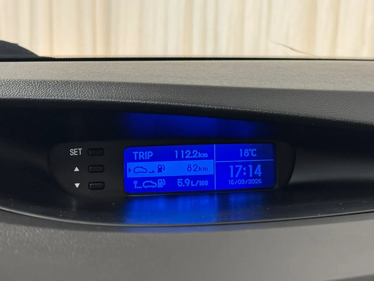 Vehicle image 18