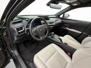 Lexus UX bild 11