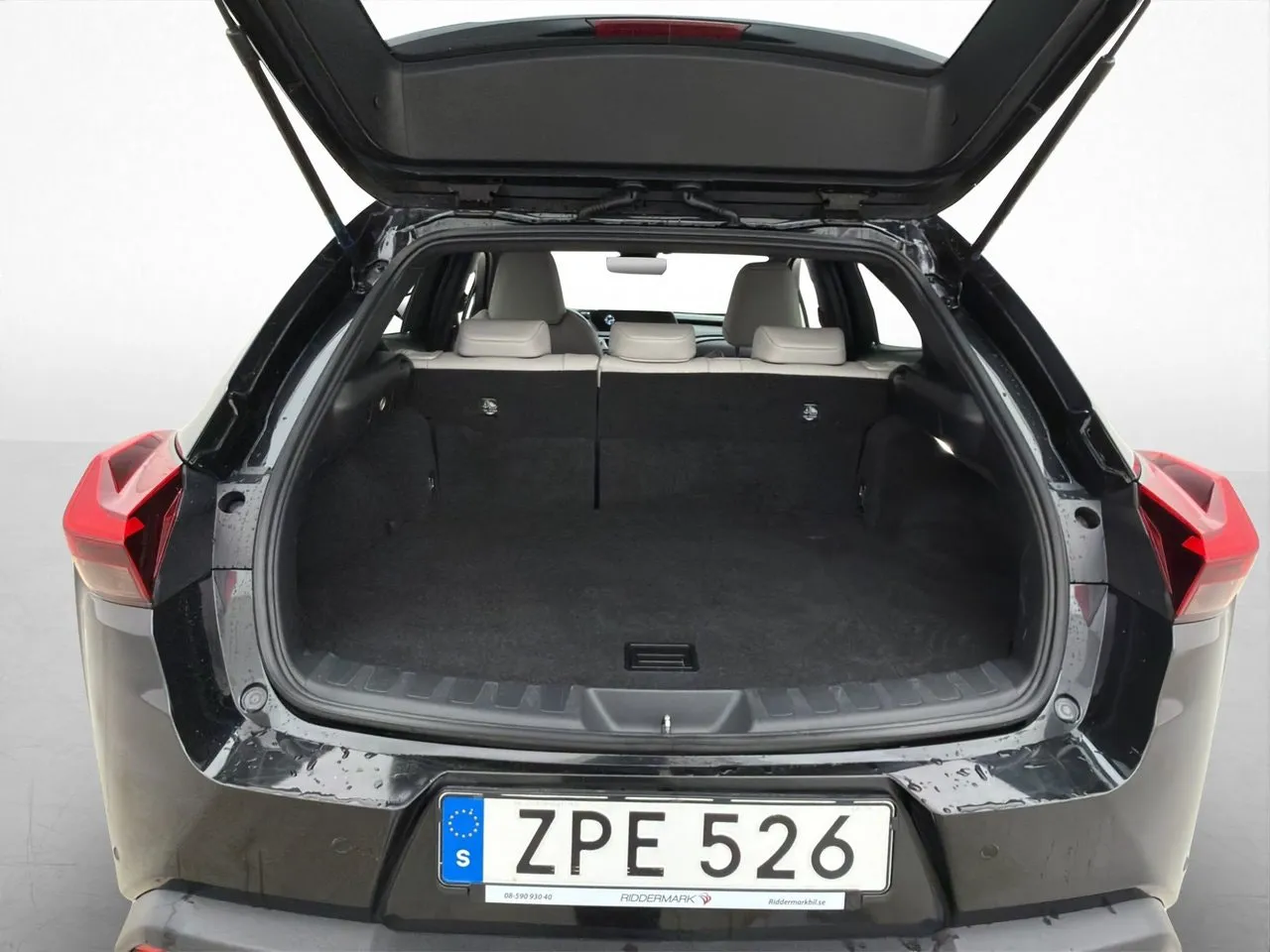 Vehicle image 25