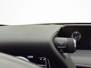 Lexus UX bild 21