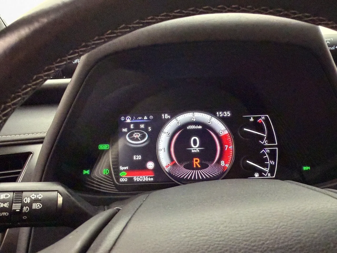 Vehicle image 14