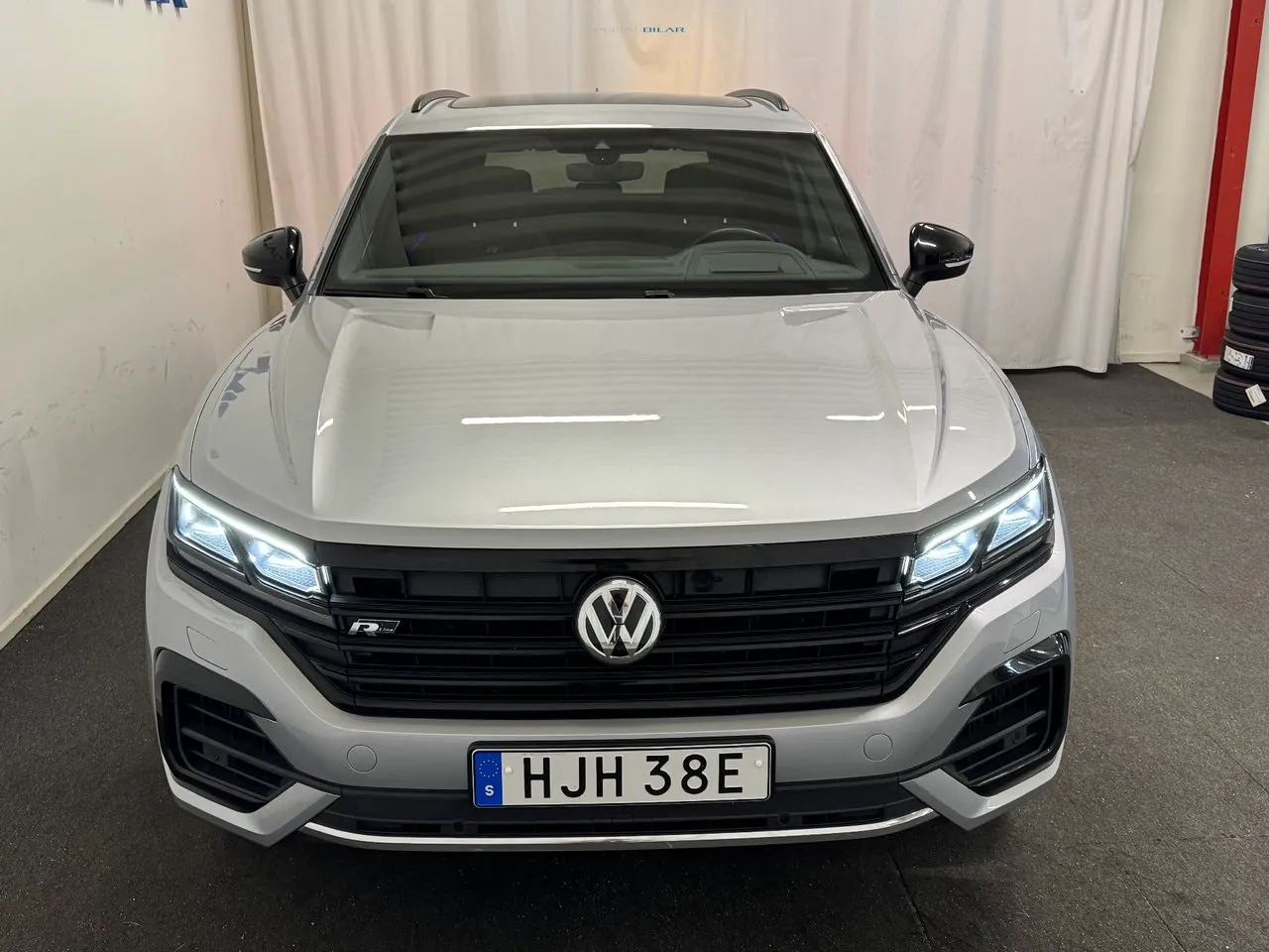 Vehicle image 22