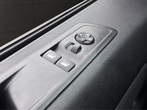 Peugeot Traveller bild 14