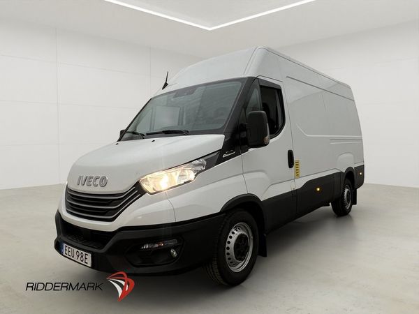 Iveco Daily L3H2 2.3JTD FLYTTBIL Värm 3-Sit Farthållare Moms - 2023