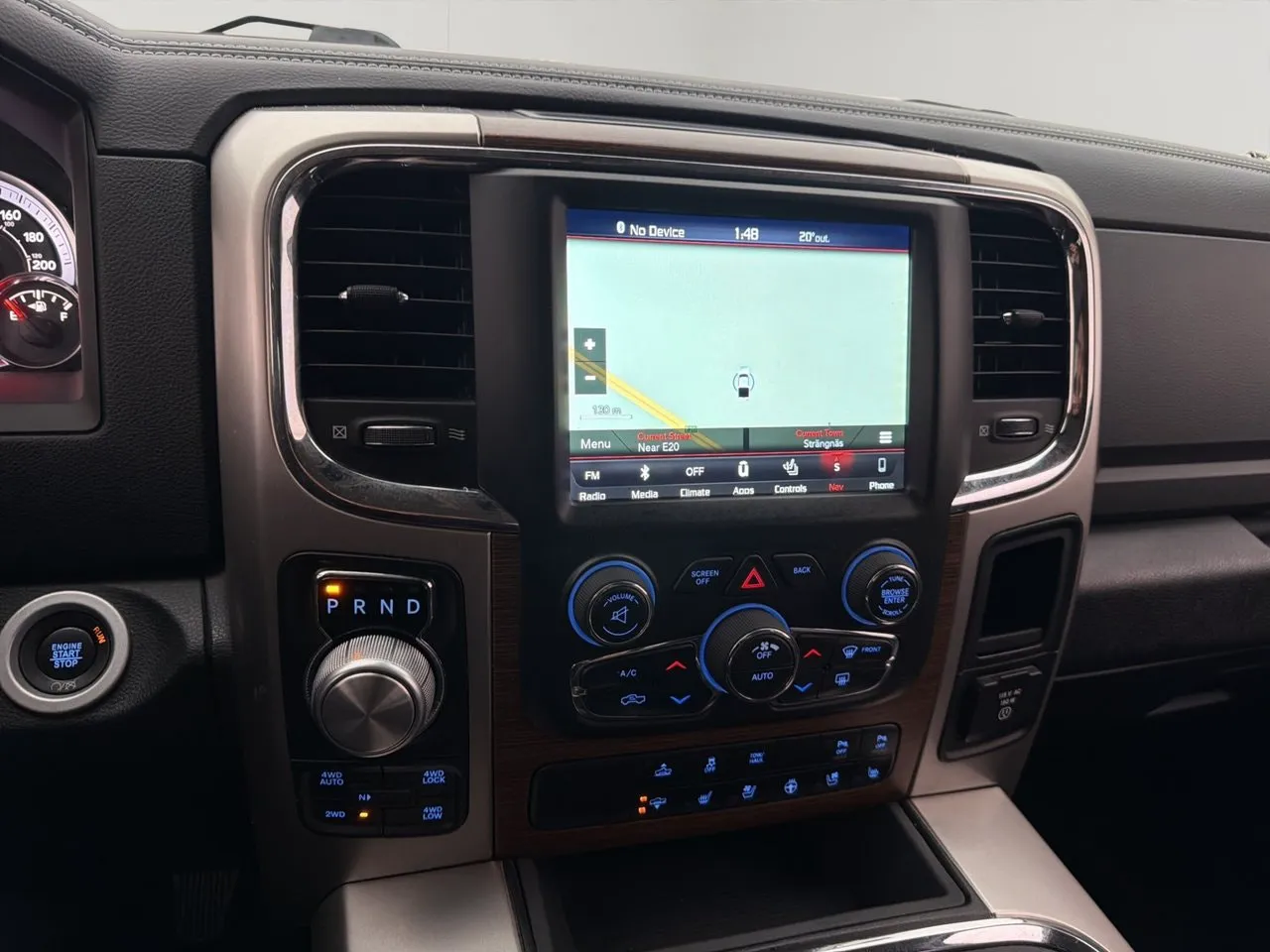 Vehicle image 22