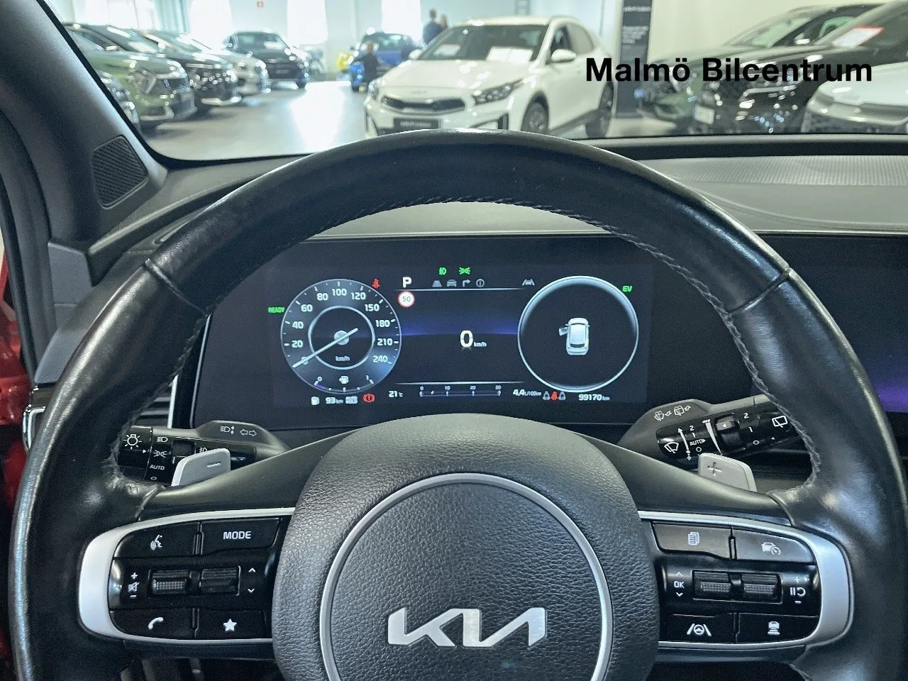 Vehicle image 14