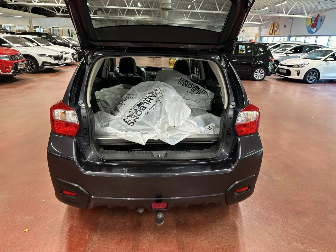 Vehicle image 8