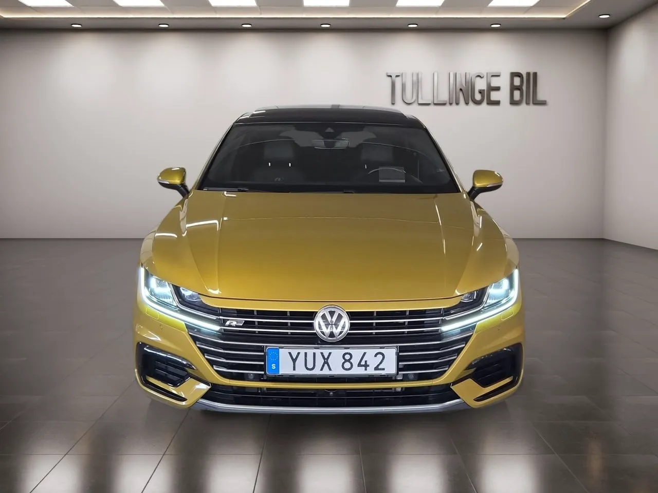 Vehicle image 7