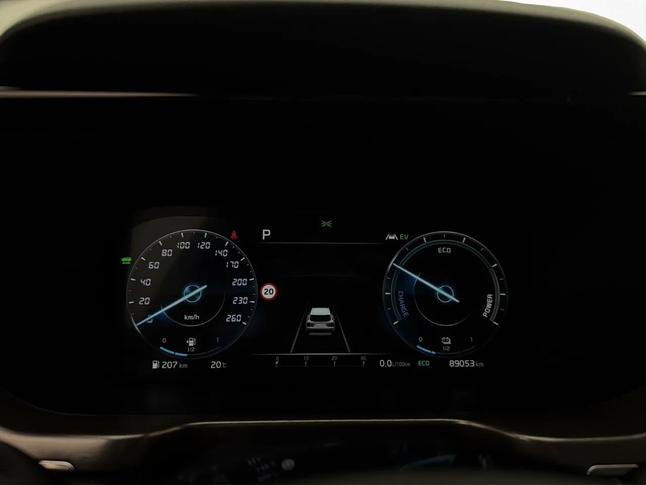 Vehicle image 19
