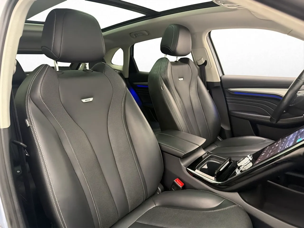 Vehicle image 31