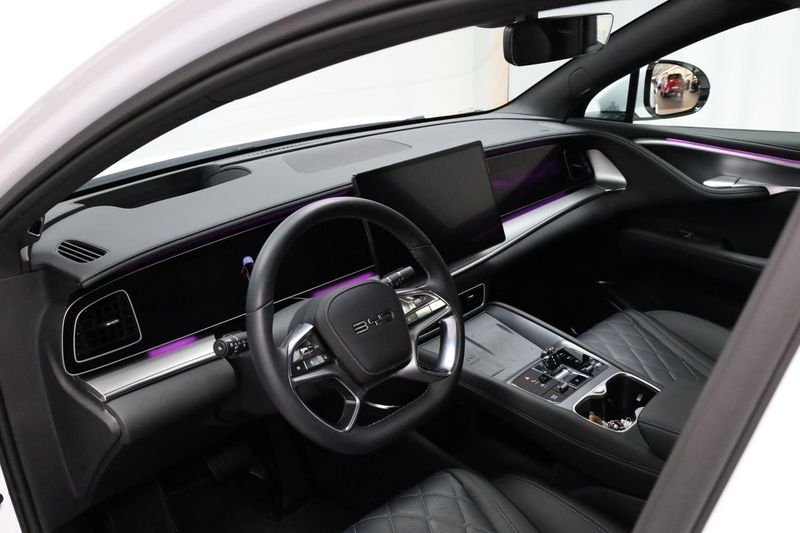 BYD Sealion 7 bild 15
