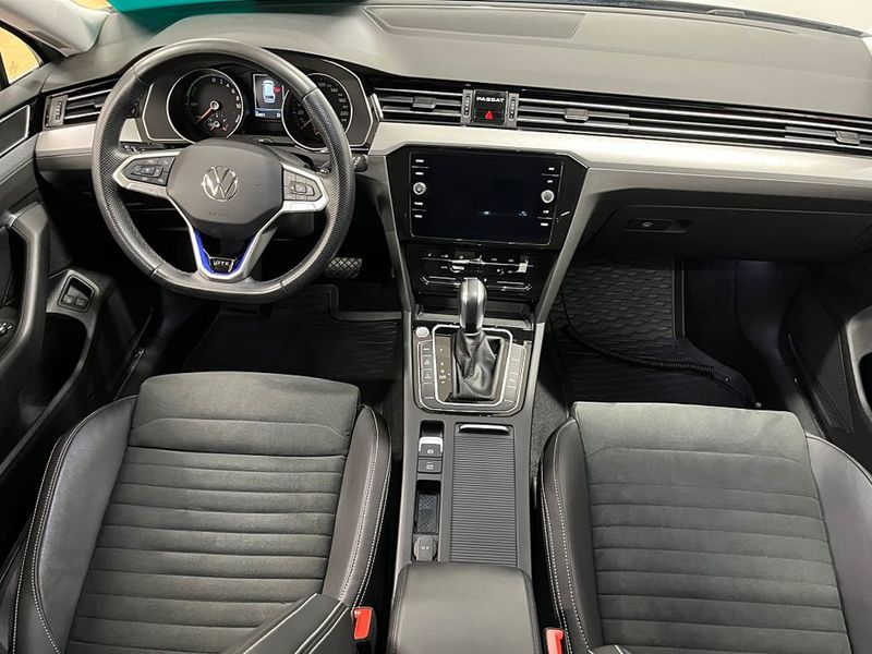 Volkswagen Passat bild 17