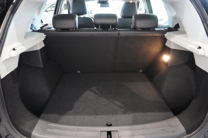 MG ZS EV bild 12