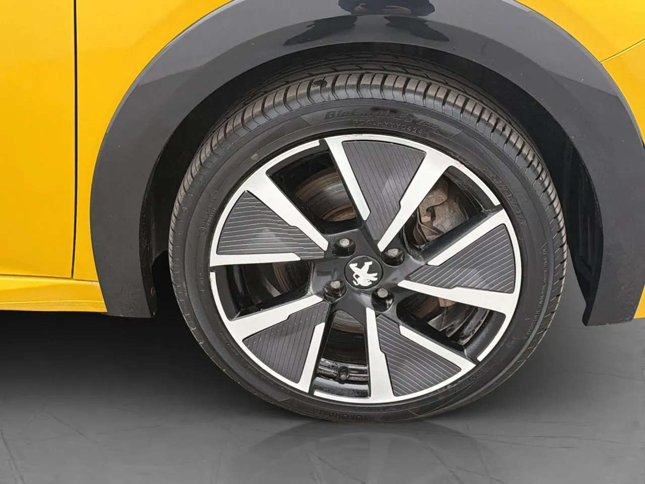 Vehicle image 31