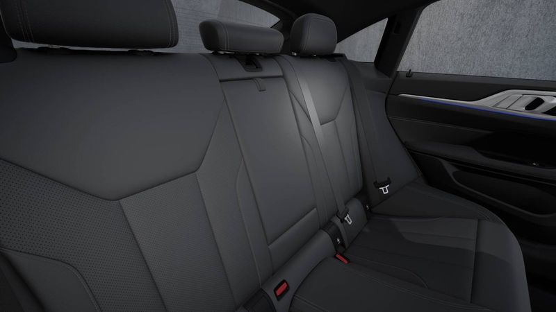 BMW i4 bild 8