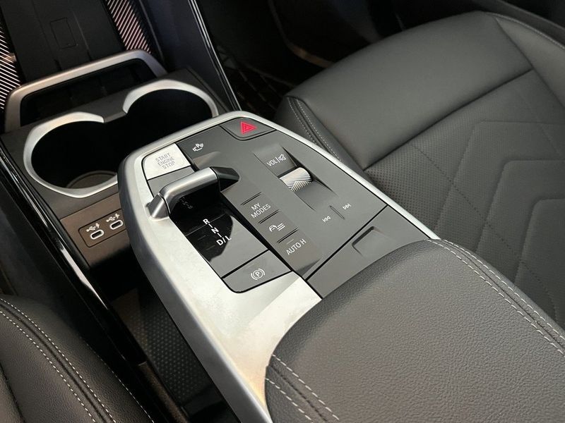 BMW X1 bild 8