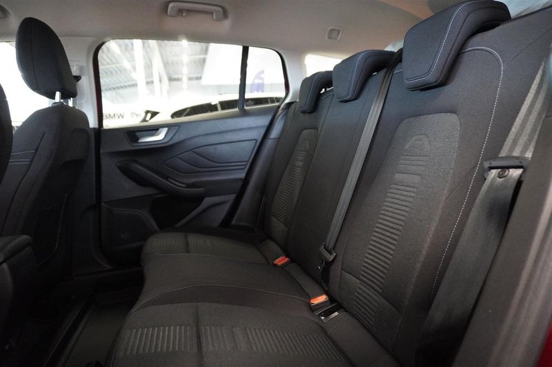 Ford Focus bild 12