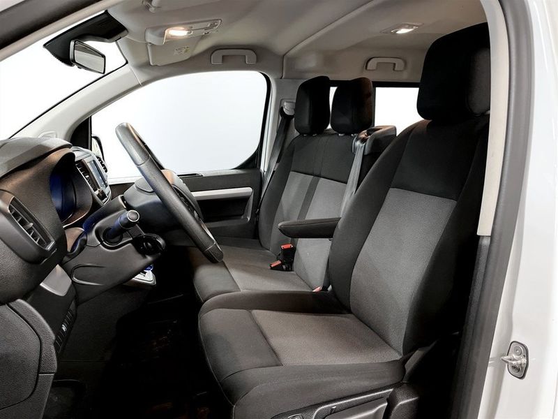 Citroen e-SpaceTourer bild 7