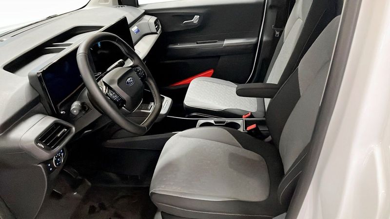 Ford Transit Courier bild 3