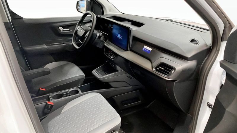 Ford Transit Courier bild 5