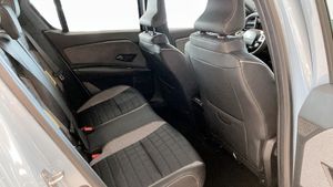 Renault 4 E-Tech bild 5