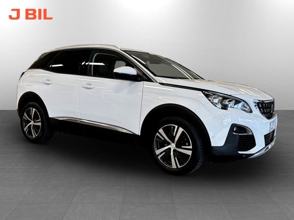 Peugeot 3008 Allure 1.2 PT 130hk CARPLAY FARTHÅLLARE - 2018