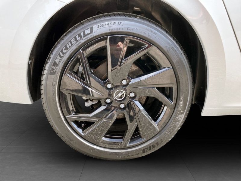 Opel Astra bild 14