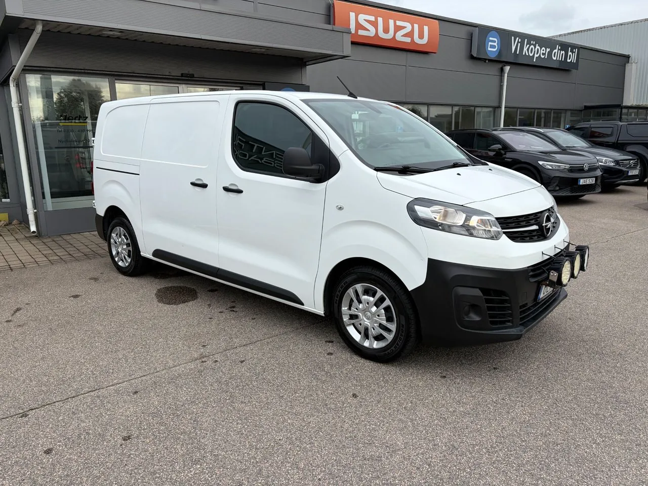 Vehicle image 1
