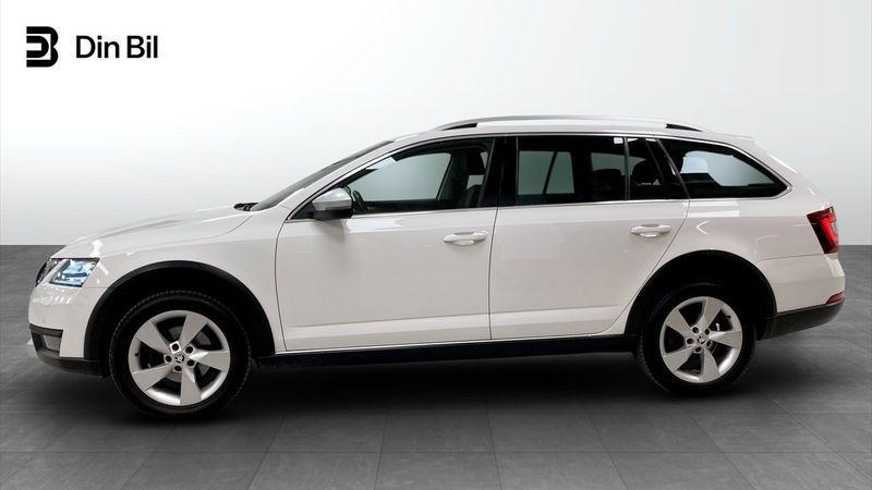 Skoda Octavia bild 2