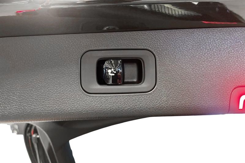 Mercedes E300 bild 16