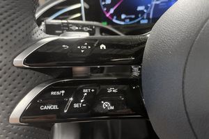 Mercedes E300 bild 12